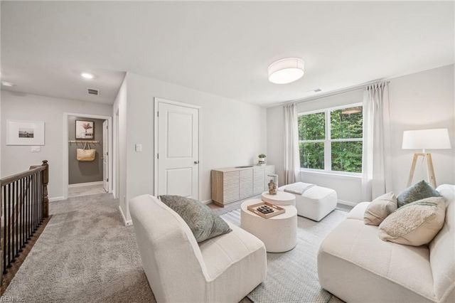 305 Sailors WAY, Elizabeth City, NC 27909