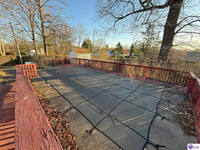 114 N Logsdon Parkway, Radcliff, KY 40160