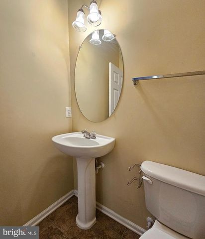 9703 INKWOOD DR, Fredericksburg, VA 22407