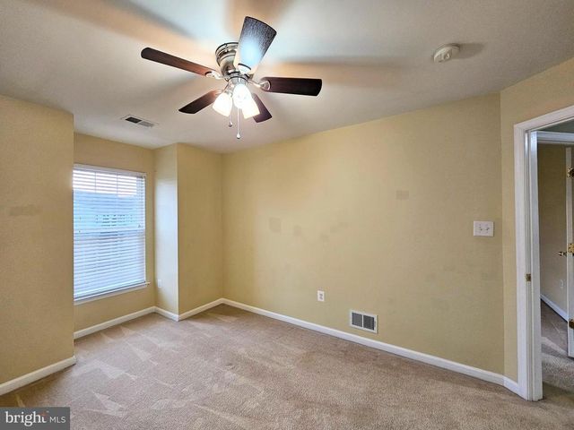 9703 INKWOOD DR, Fredericksburg, VA 22407