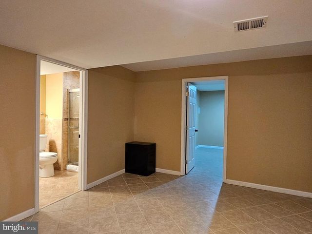 9703 INKWOOD DR, Fredericksburg, VA 22407