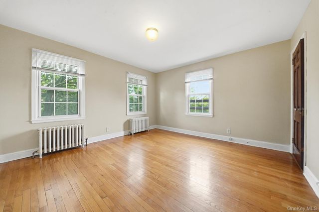 45 Tennyson Avenue, Westbury, NY 11590