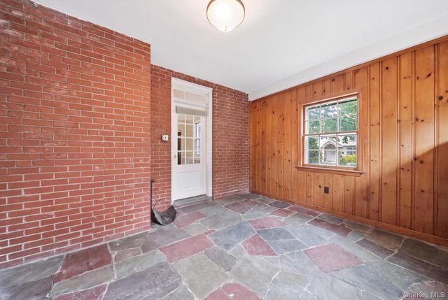 45 Tennyson Avenue, Westbury, NY 11590