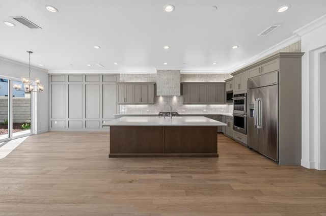 11664 N Range View Drive, Fresno, CA 93730