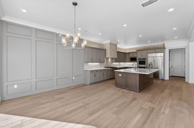 11664 N Range View Drive, Fresno, CA 93730