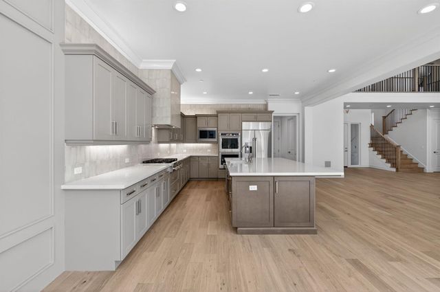 11664 N Range View Drive, Fresno, CA 93730