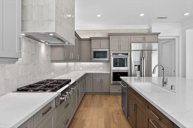 11664 N Range View Drive, Fresno, CA 93730