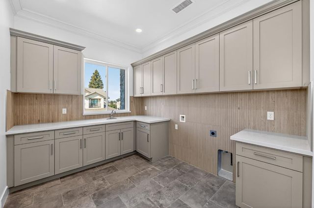 11664 N Range View Drive, Fresno, CA 93730