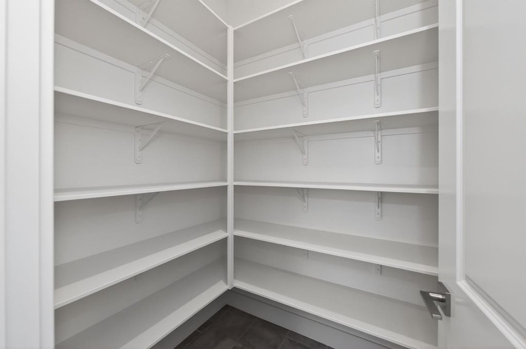 Image 29 of property listing at 11664 N Range View Drive, Fresno, CA 93730