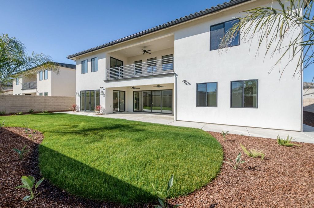 Image 58 of property listing at 11664 N Range View Drive, Fresno, CA 93730