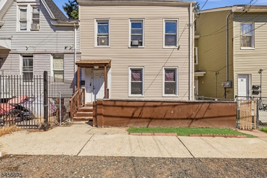 34 Hillman St, Paterson City, NJ 07522 — exterior