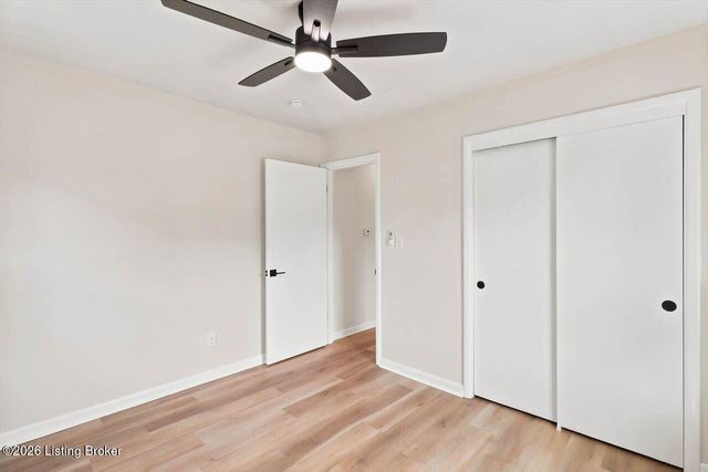 7208 Earl Dr, Louisville, KY 40258