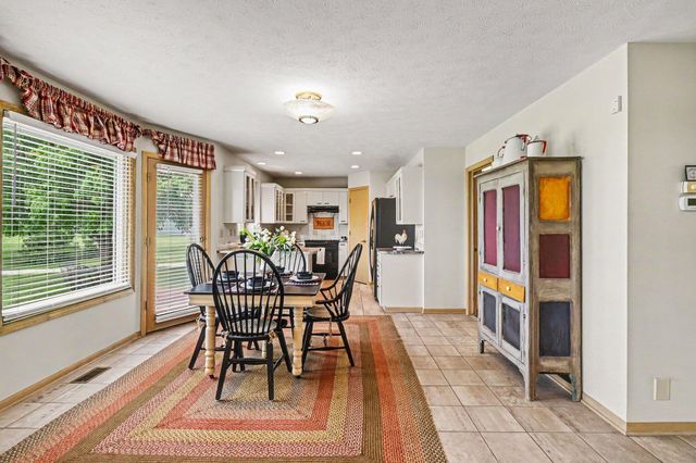 23939 MCPHERSON Avenue, Council Bluffs, IA 51503