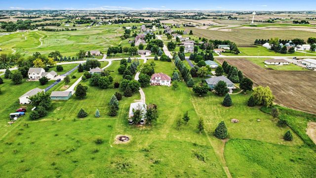 23939 MCPHERSON Avenue, Council Bluffs, IA 51503