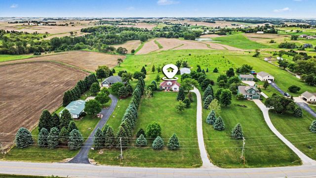 23939 MCPHERSON Avenue, Council Bluffs, IA 51503