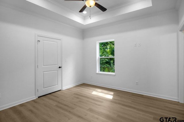 1610 W Barrett, Tyler, TX 75702