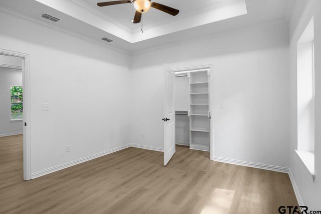 1610 W Barrett, Tyler, TX 75702