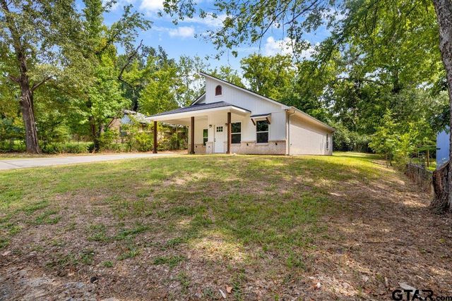 1610 W Barrett, Tyler, TX 75702