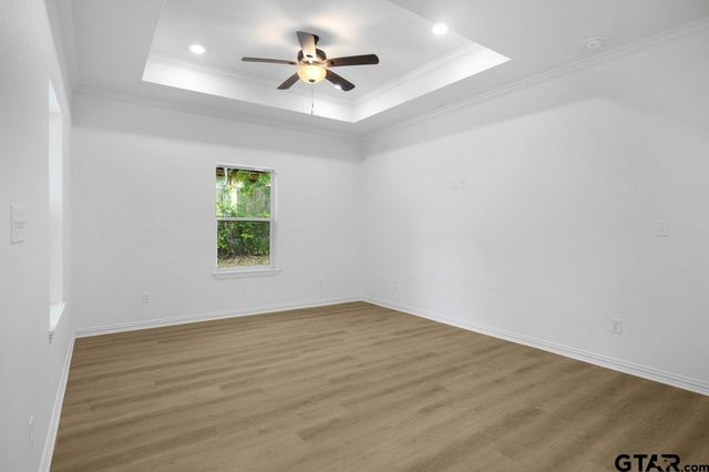 1610 W Barrett, Tyler, TX 75702