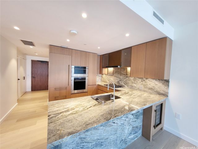 1100 Ala Moana Boulevard 2607, Honolulu, HI 96814