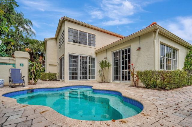 1 VIA VERONA, Palm Beach Gardens, FL 33418