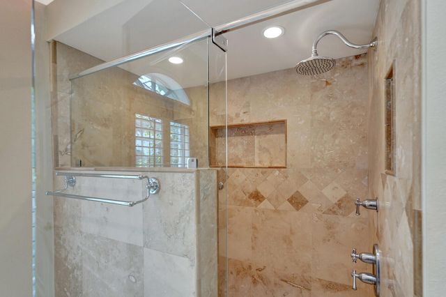 1 VIA VERONA, Palm Beach Gardens, FL 33418