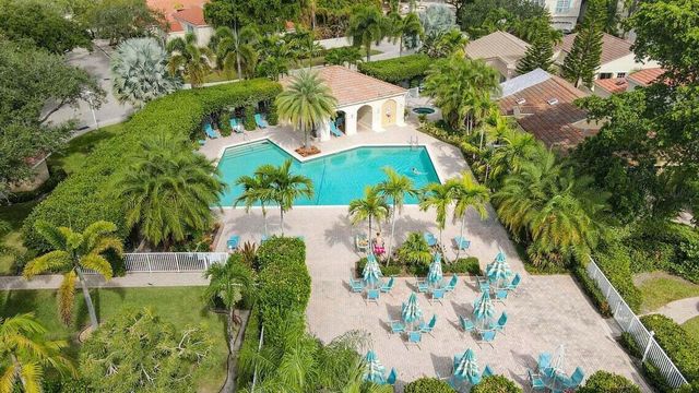 1 VIA VERONA, Palm Beach Gardens, FL 33418