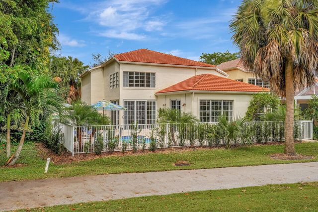 1 VIA VERONA, Palm Beach Gardens, FL 33418