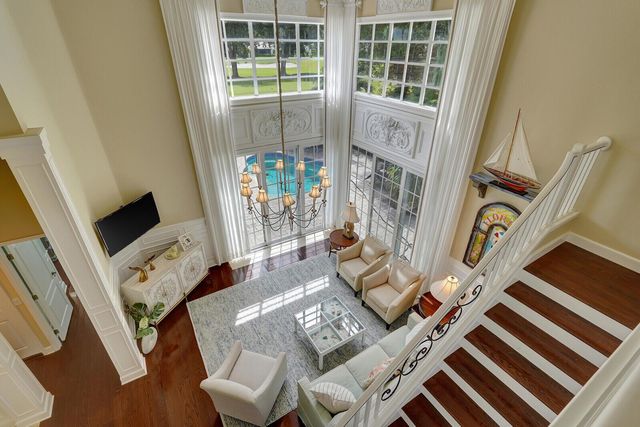 1 VIA VERONA, Palm Beach Gardens, FL 33418
