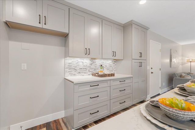 1022 Charleston Cir, Roseville, CA 95661