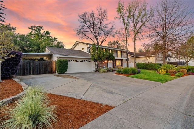 1022 Charleston Cir, Roseville, CA 95661