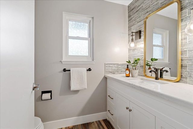 1022 Charleston Cir, Roseville, CA 95661