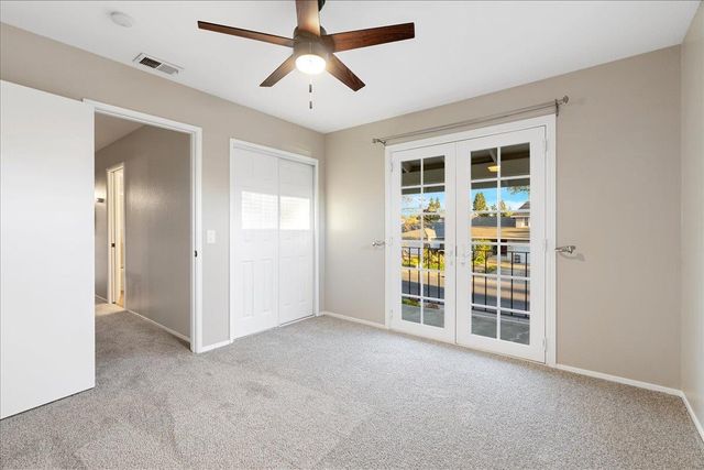 1022 Charleston Cir, Roseville, CA 95661