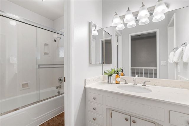 1022 Charleston Cir, Roseville, CA 95661