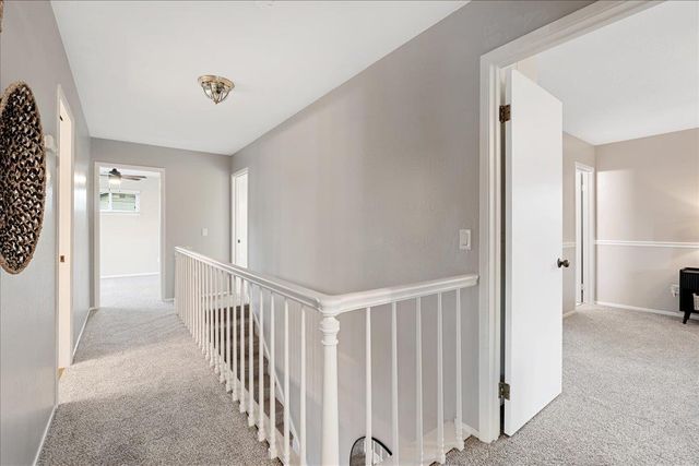 1022 Charleston Cir, Roseville, CA 95661