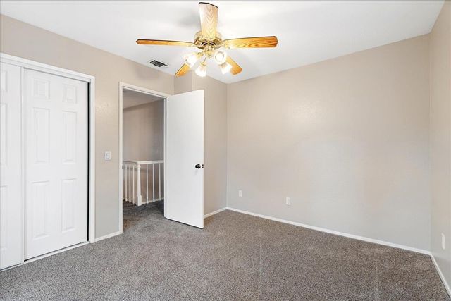 1022 Charleston Cir, Roseville, CA 95661