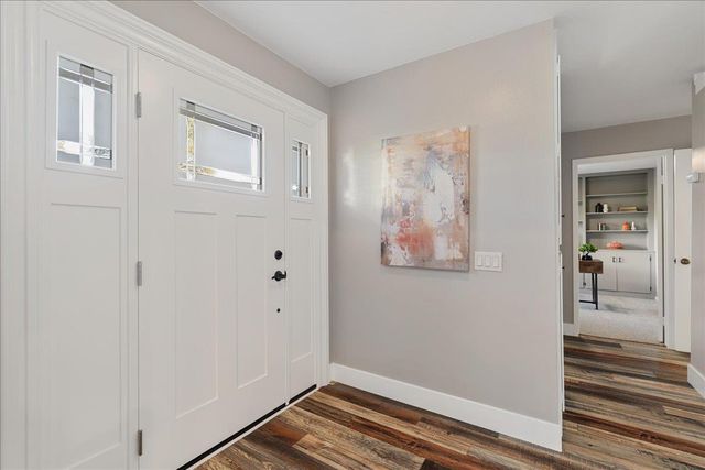 1022 Charleston Cir, Roseville, CA 95661