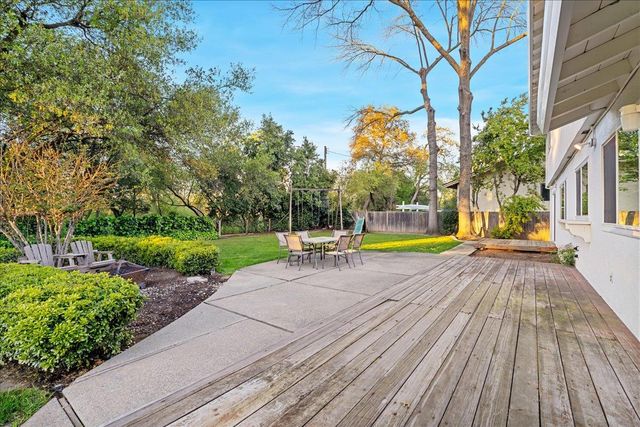 1022 Charleston Cir, Roseville, CA 95661