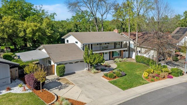 1022 Charleston Cir, Roseville, CA 95661