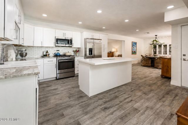 6525 E Lewis Avenue, Scottsdale, AZ 85257