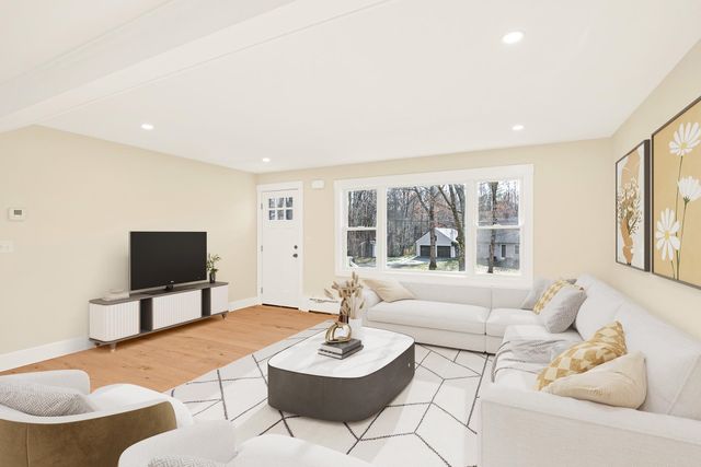 407 Blackwater Road, Dover, NH 03820