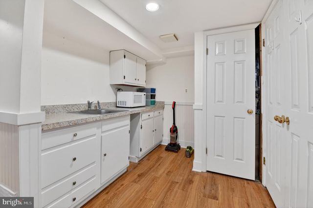 8306 QUEEN ANNES DR, Silver Spring, MD 20910