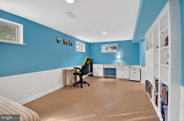 8306 QUEEN ANNES DR, Silver Spring, MD 20910