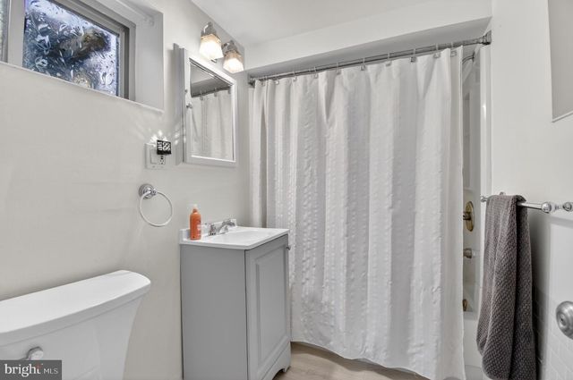 8306 QUEEN ANNES DR, Silver Spring, MD 20910