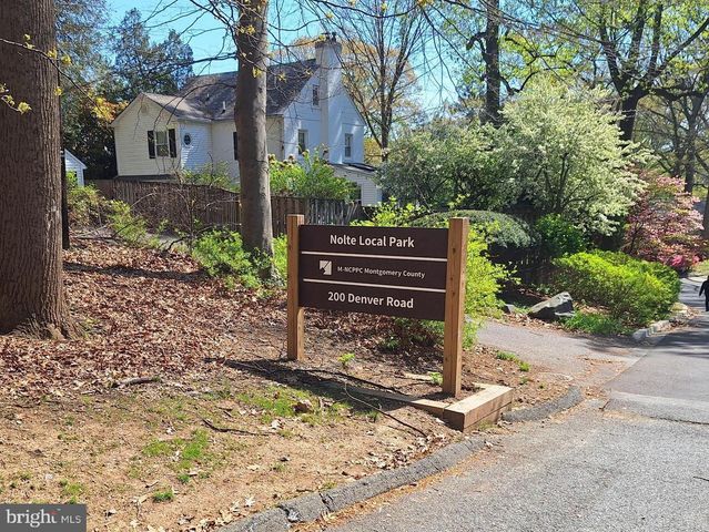 8306 QUEEN ANNES DR, Silver Spring, MD 20910