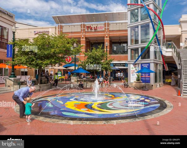 8306 QUEEN ANNES DR, Silver Spring, MD 20910
