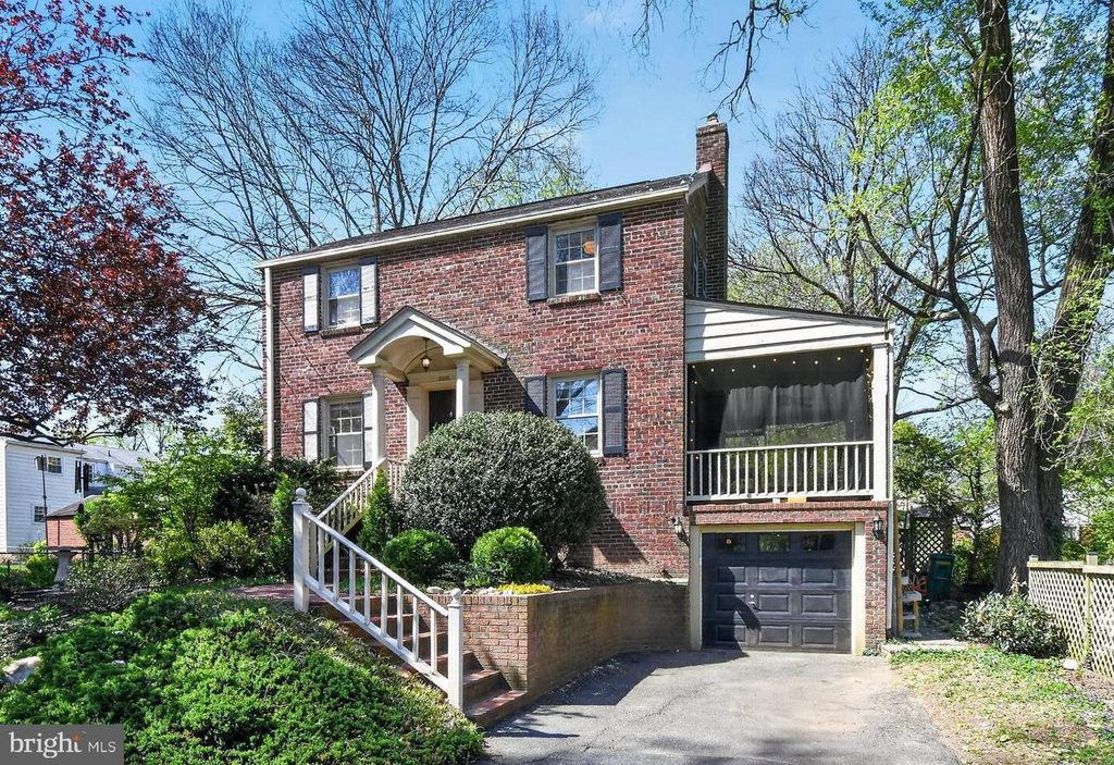 8306 QUEEN ANNES DR, Silver Spring, MD 20910
