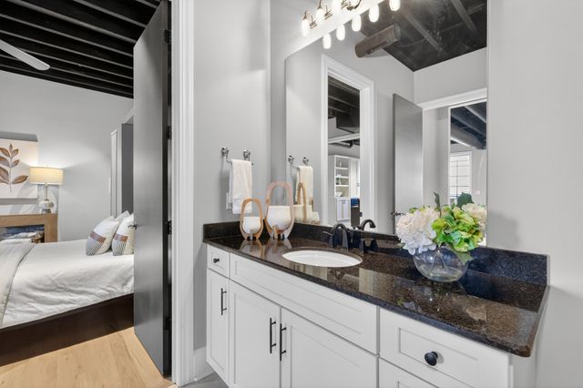 320 Liberty Pike Apt 212, Franklin, TN 37064