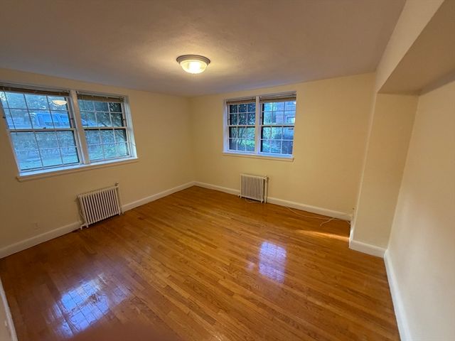12 Kilsyth Terrace 11, Boston, MA 02135
