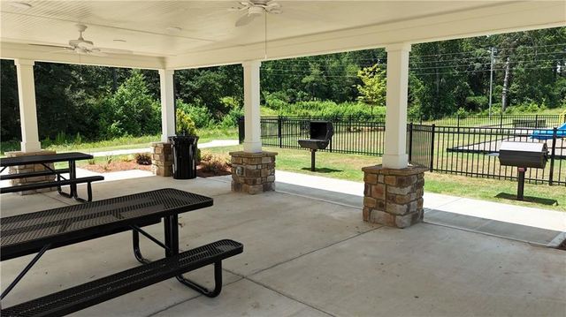 74 Rowlett Place, Bethlehem, GA 30620